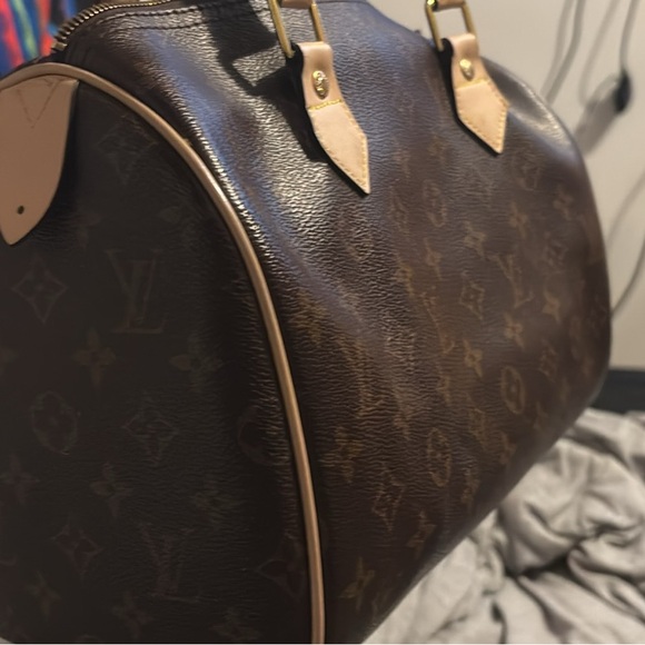 Louis Vuitton Brown Monogram Handbag - Picture 3 of 3